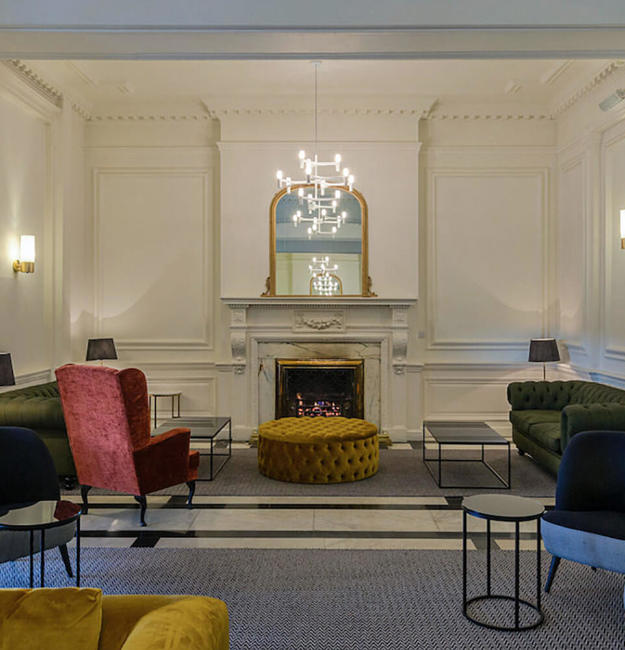 Peebles Hydro Lounge